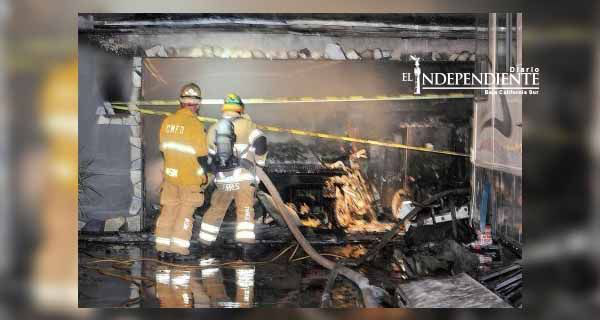 Niño despierta a su papá y ambos se salvan de morir quemados