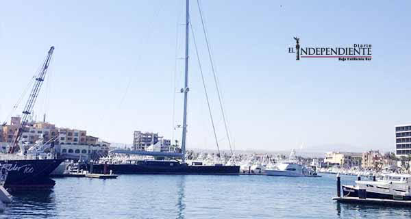 Arribó a puerto uno de los veleros más grandes del mundo