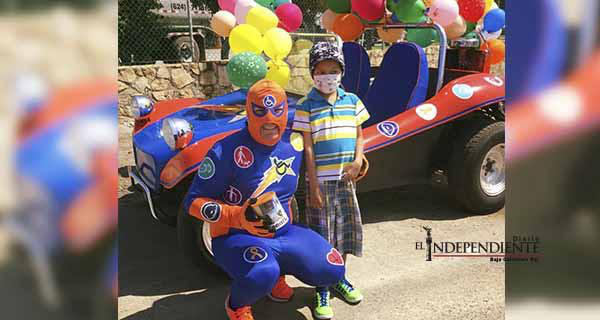 Jonathan; el pequeño guerrero de 8 años que enfrenta una batalla contra la leucemia