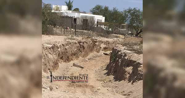 Invadió CONAGUA propiedades privadas en el Centenario