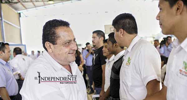Continúa el Gobernador Mendoza inaugurando obras que impulsarán la educación en BCS Continúa el Gobernador Mendoza inaugurando obras que impulsarán la educación en BCS