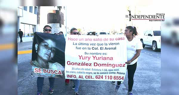 Marchan familiares de joven desaparecida desde hace un año en CSL