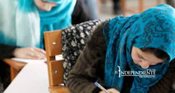 Abren la primera universidad para mujeres en Afganistán