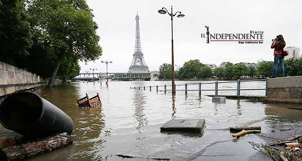 El museo Grand Palais de París reabre ante descenso del río Sena El museo Grand Palais de París reabre ante descenso del río Sena