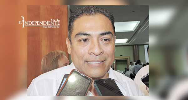 Asegura el Alcalde que investigará la situación de propiedades privadas en el Estero Asegura el Alcalde que investigará la situación de propiedades privadas en el Estero