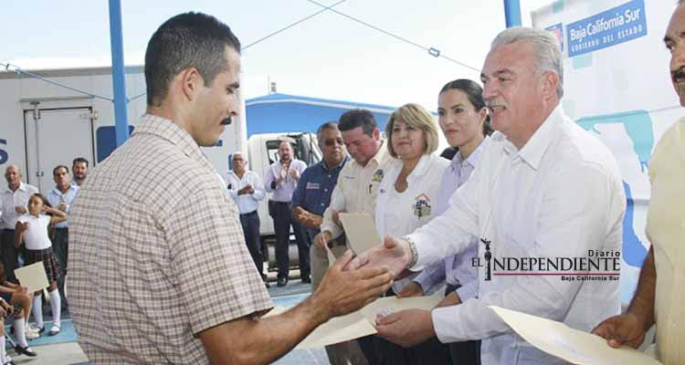 Covarrubias y Agúndez entregaron tierras para 300 familias, ahora INVI quiere redistribuirlas