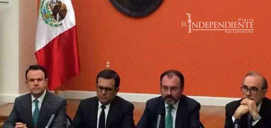 Pagar muro de Trump es inaceptable por 'dignidad': Videgaray
