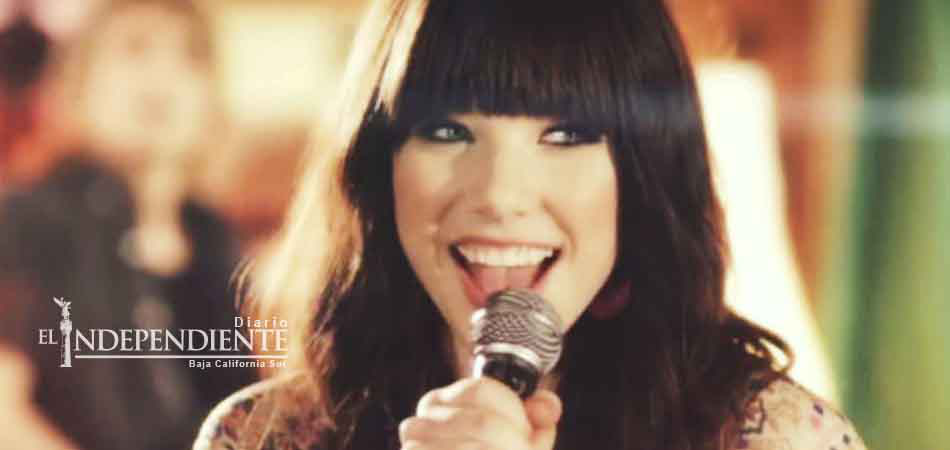 Carly Rae Jepsen cambió de look, ¡y es otra!, completamente