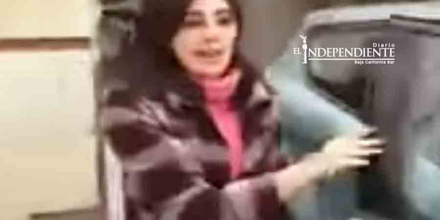 Cacha a su esposa saliendo con su amante de un motel