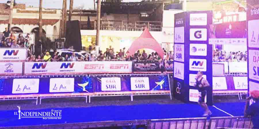 Mexicanos conquistan la Copa Panamericana de Triatlón en La Paz Mexicanos conquistan la Copa Panamericana de Triatlón en La Paz