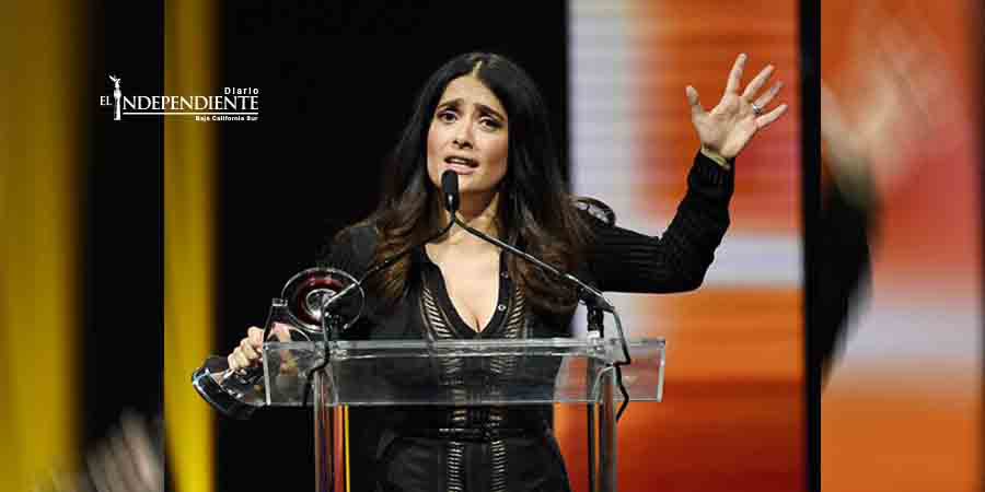 Salma Hayek: 'Sin mi físico, no me hubieran dado oportunidad' Salma Hayek: 'Sin mi físico, no me hubieran dado oportunidad'