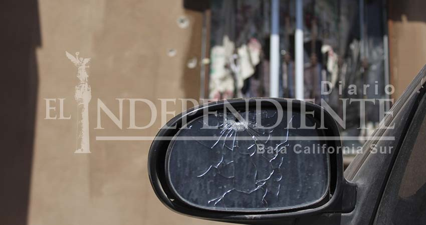 Se enfrentan marinos con grupo armado en SJC 