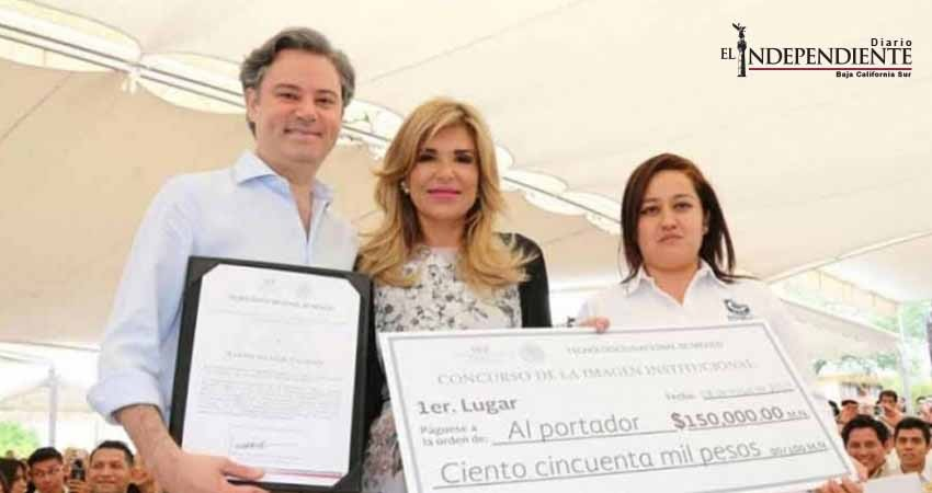 Reconoce Nuño a gobernadora y magisterio sonorense Reconoce Nuño a gobernadora y magisterio sonorense