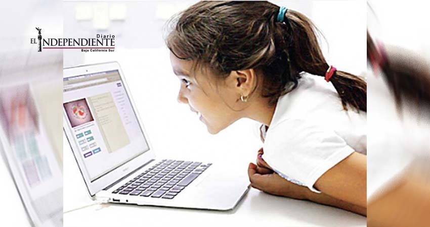 Apoyan a las niñas para ser hackers