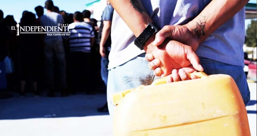 PGR asegura en 6 estados más de 239 mil litros de ‘huachicol’