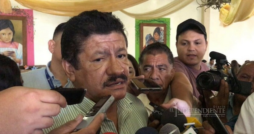 Que proceda Ibarra si está inconforme con su destitución: Alcalde Que proceda Ibarra si está inconforme con su destitución: Alcalde