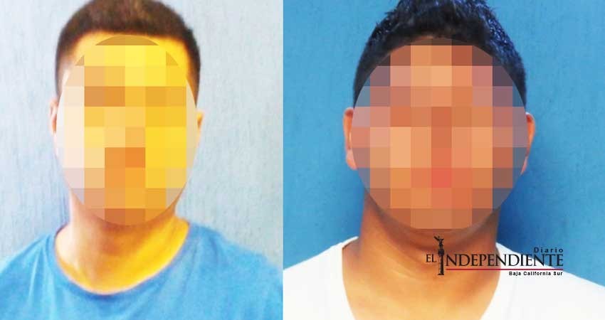 Detiene mando mixto a dos sujetos por homicidio y daños. Detiene mando mixto a dos sujetos por homicidio y daños.