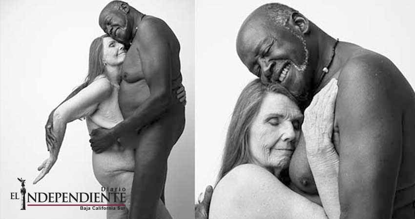 A los 70 se fotografían desnudos, y transmiten la esencia del amor