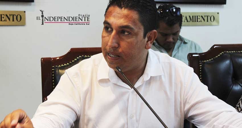 Llama Comisión de Asuntos Indígenas a revisar casos de mujeres vendedoras en CSL 