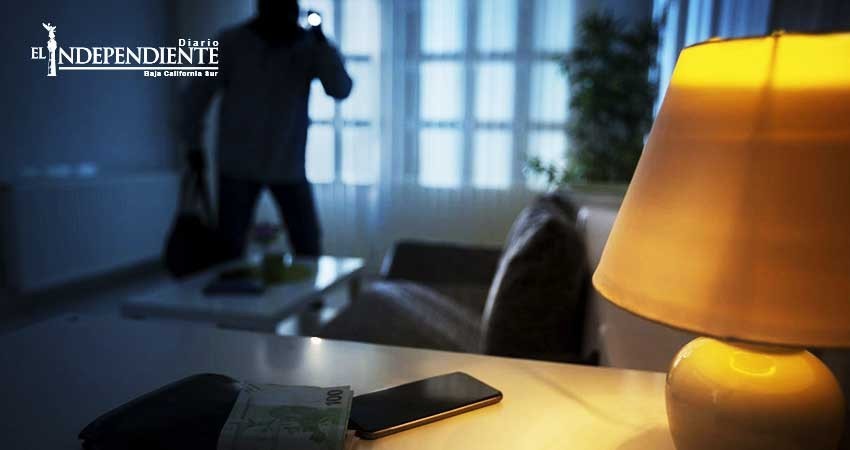 Legítima defensa, causa de justificación que excluye el delito  Legítima defensa, causa de justificación que excluye el delito