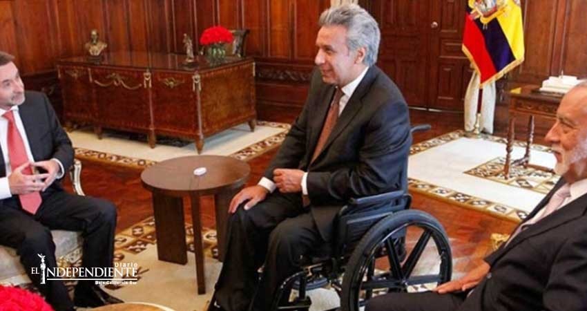 Por crisis, Ecuador baja salario a funcionarios y vende avión Por crisis, Ecuador baja salario a funcionarios y vende avión
