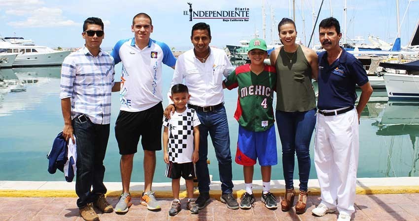 Se reúne el titular del INDET BCS, Eduardo Valdez con delegados de equipos clasificados a los Juegos Nacionales de Oaxtepec