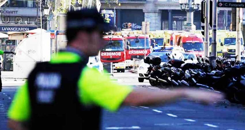 Suman 12 muertos y más de 80 heridos por atentado en Barcelona