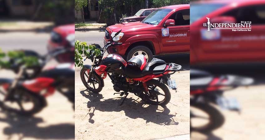 Localizan vehículo con reporte de robo Localizan vehículo con reporte de robo