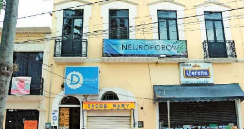 Asaltan dos veces a foro