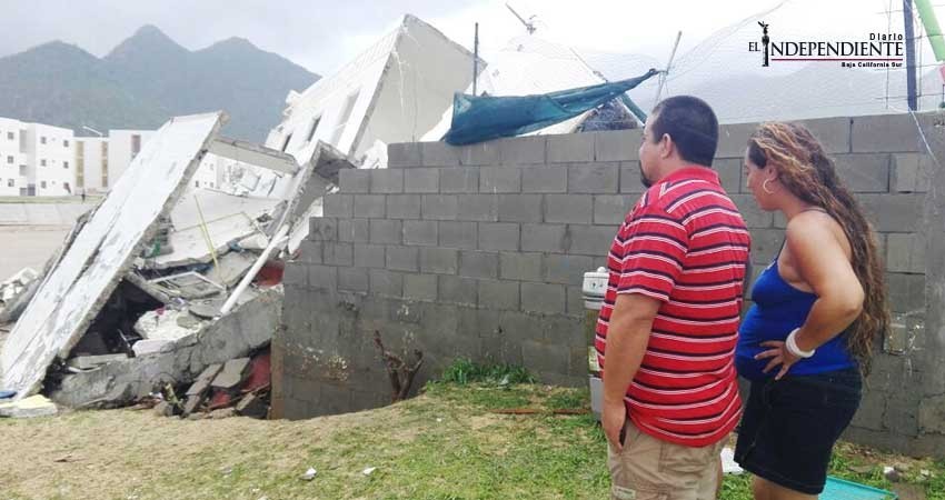 "El arroyo comenzó a comerse el edificio por abajo, nos salimos a tiempo"