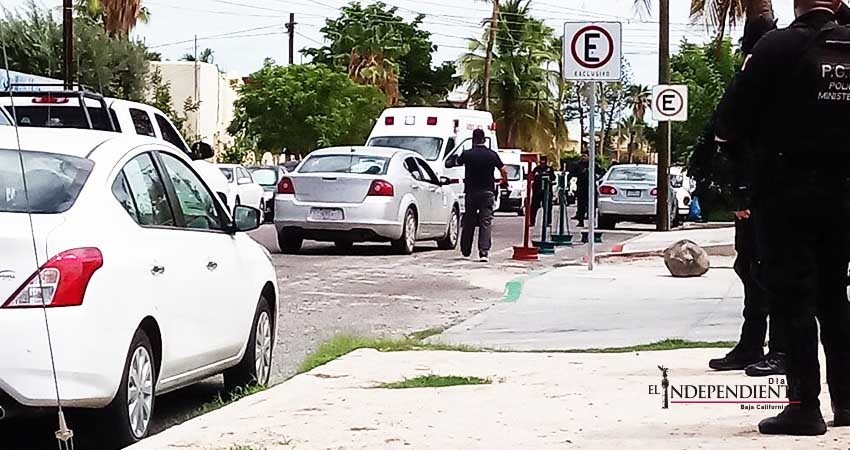 Dos heridos tras balacera en La Paz; un hombre y una mujer embarazada Dos heridos tras balacera en La Paz; un hombre y una mujer embarazada