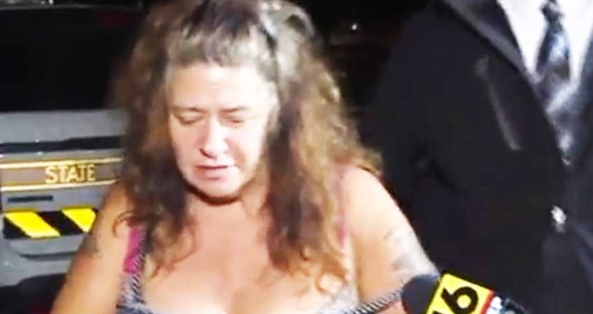 Mata a su madre con dos flechas y se va a dormir Mata a su madre con dos flechas y se va a dormir