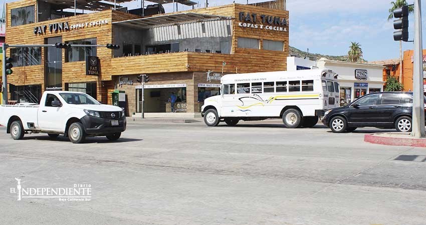 Aseguran transportistas que ellos llevan 4 años ofreciendo el servicio nocturno Aseguran transportistas que ellos llevan 4 años ofreciendo el servicio nocturno