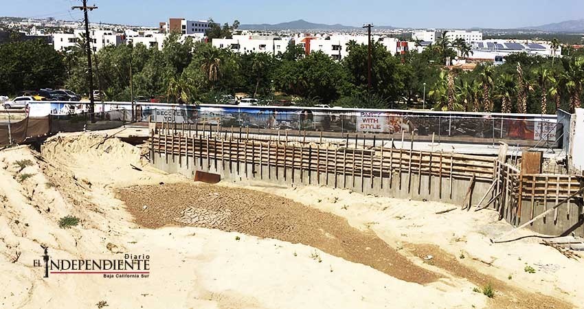 Sin respuesta de las autoridades sobre mega obra en El Médano Sin respuesta de las autoridades sobre mega obra en El Médano