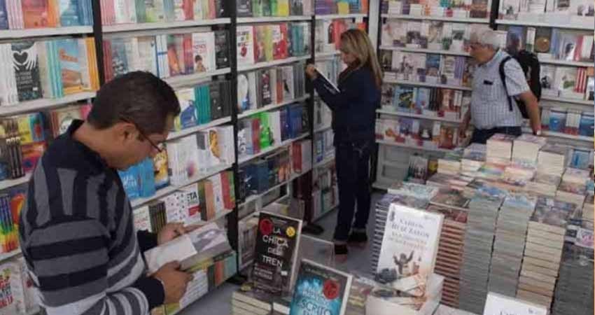 CDMX abre corazón a cultura con inauguración de FIL del Zócalo CDMX abre corazón a cultura con inauguración de FIL del Zócalo