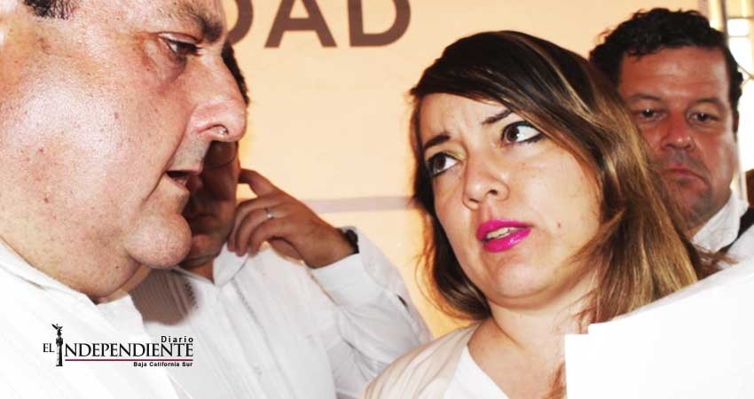 Personal del Hotel City Express aborda a gobernador para intentar reconstruir Personal del Hotel City Express aborda a gobernador para intentar reconstruir