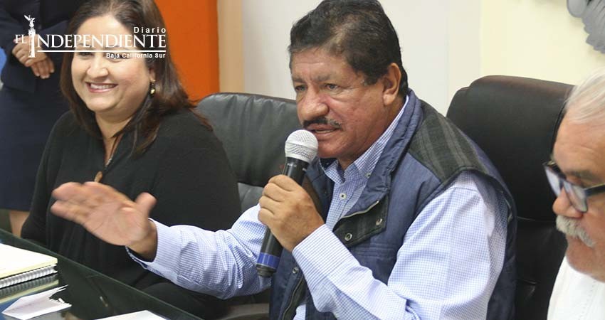 Dispuesto alcalde de La Paz a recontratar policías “reprobados” para otras áreas Dispuesto alcalde de La Paz a recontratar policías “reprobados” para otras áreas