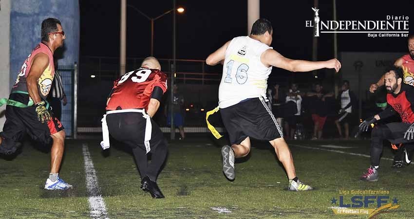 Huracanes y Halcones, lideran en el Flag Varonil Huracanes y Halcones, lideran en el Flag Varonil