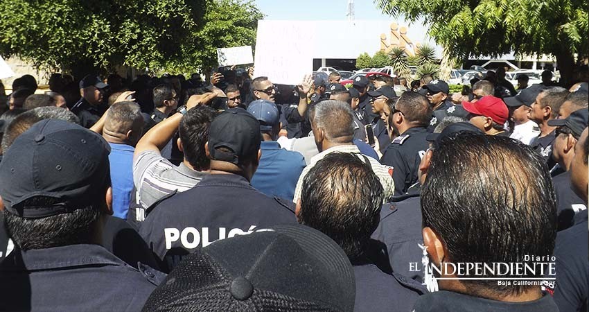 Critica Cota Montaño "pisoteo de derechos" y "despido arbitrario" de policías municipales