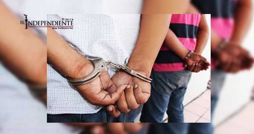 Vinculan a proceso a dos personas por robar un vehículo Vinculan a proceso a dos personas por robar un vehículo
