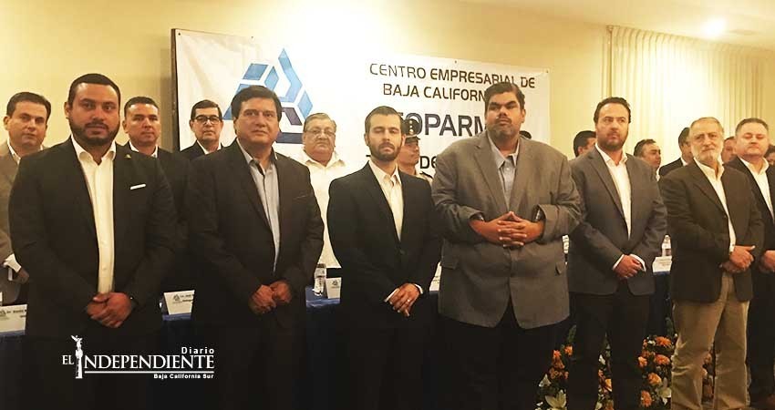 Ángel Ochoa Rascón toma protesta como nuevo presidente de Coparmex en BCS Ángel Ochoa Rascón toma protesta como nuevo presidente de Coparmex en BCS