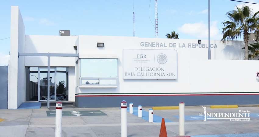 PGR BCS obtiene sentencia condenatoria contra tres personas por violación a la ley federal de armas de fuego PGR BCS obtiene sentencia condenatoria contra tres personas por violación a la ley federal de armas de fuego