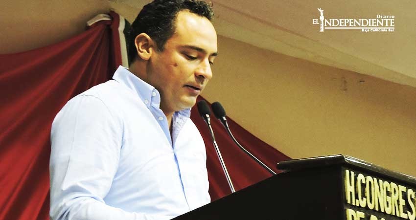 Diputado panista arremete contra delegado de Sedesol en BCS Diputado panista arremete contra delegado de Sedesol en BCS