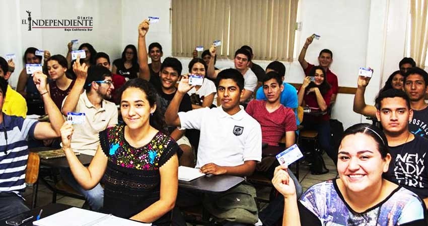 Proponen ampliar de 3 a 6 meses el permiso de conducir de menores de edad Proponen ampliar de 3 a 6 meses el permiso de conducir de menores de edad