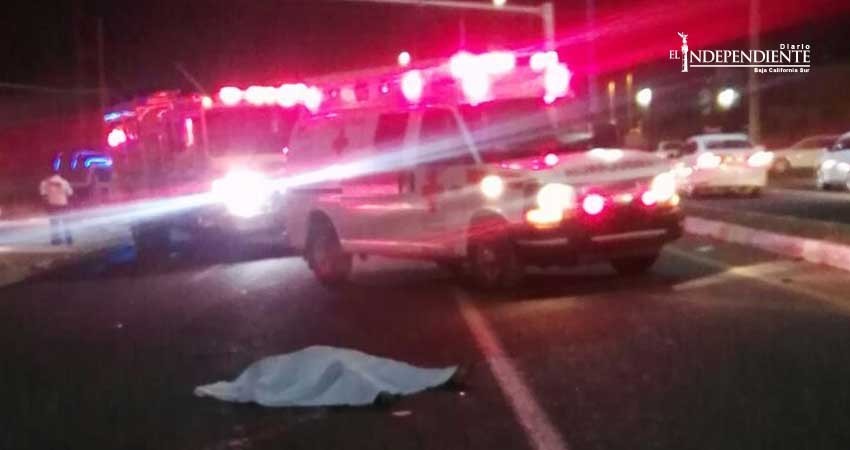Tragedia dominical; auto embiste y mata a una mujer en CSL Tragedia dominical; auto embiste y mata a una mujer en CSL