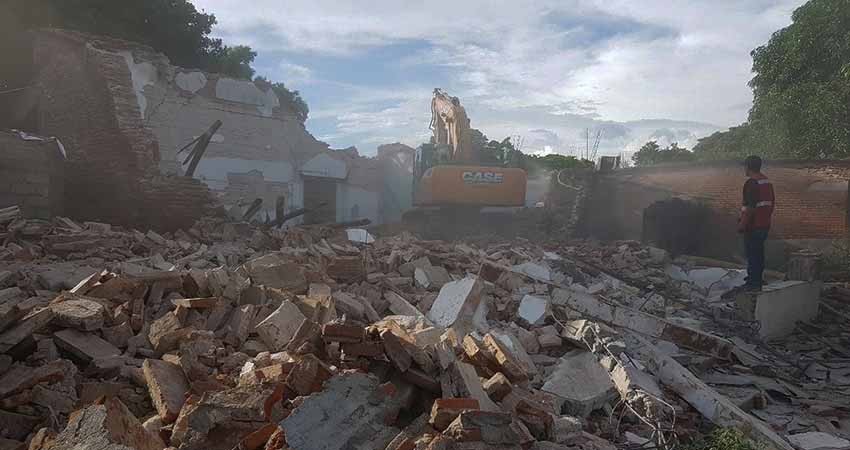 Reconstrucción de hogares istmeños costará 4 mdp: Murat Reconstrucción de hogares istmeños costará 4 mdp: Murat