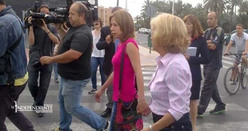 Sale de la cárcel la mujer que quemó vivo al violador de su hija Sale de la cárcel la mujer que quemó vivo al violador de su hija