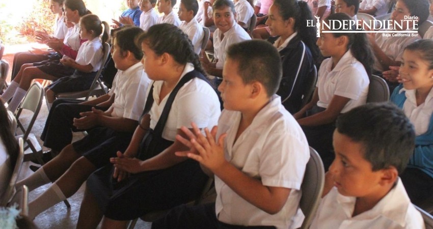 Buscan padrinos para dar felicidad en navidad a niños del albergue escolar La Candelaria Buscan padrinos para dar felicidad en navidad a niños del albergue escolar La Candelaria