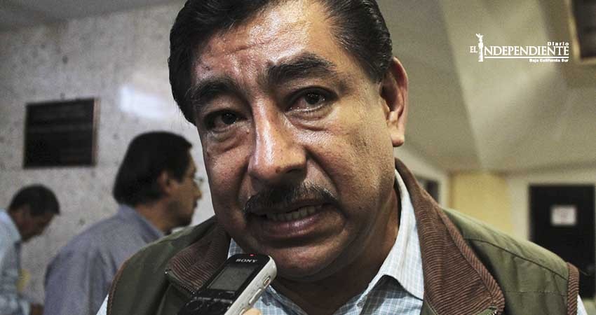 Secretario de Educación se dice “tranquilo” ante investigación por doble plaza Secretario de Educación se dice “tranquilo” ante investigación por doble plaza