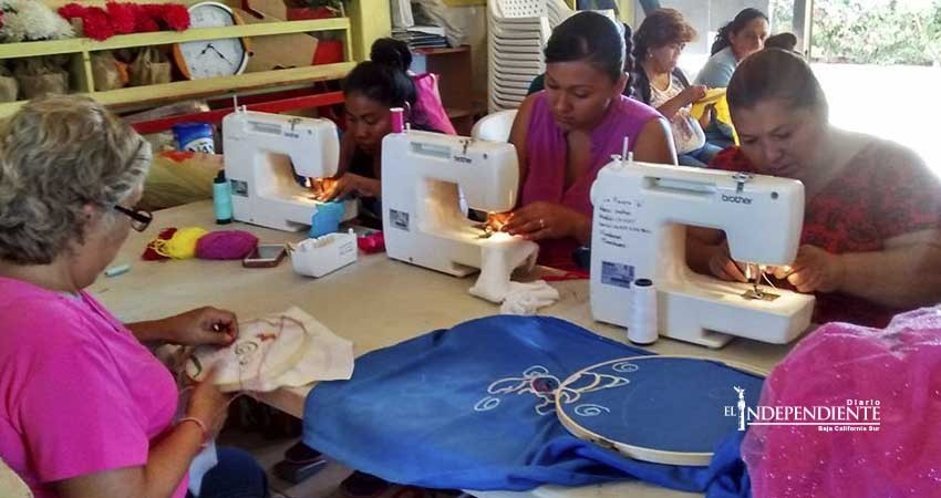 Fundación Sarahuaro invita a su Bazar Navideño para apoyar a madres solteras Fundación Sarahuaro invita a su Bazar Navideño para apoyar a madres solteras